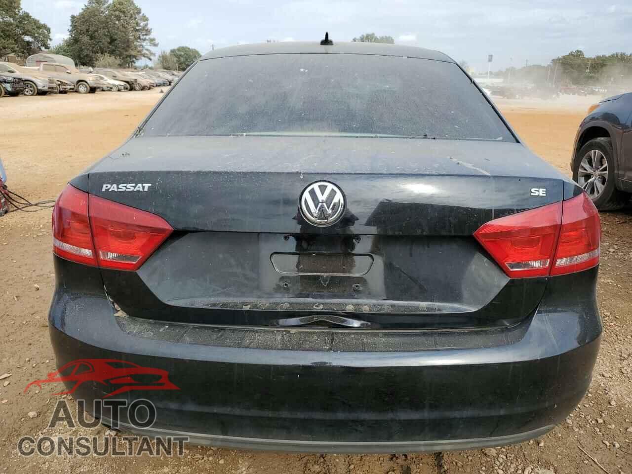 VOLKSWAGEN PASSAT 2013 - 1VWBP7A31DC044189