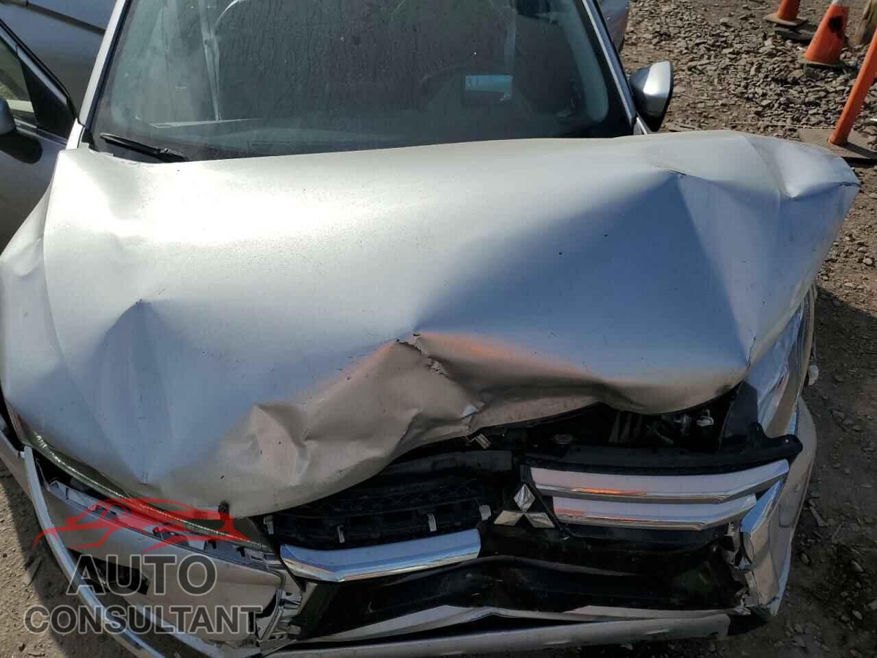 MITSUBISHI ECLIPSE 2019 - JA4AT5AA4KZ003802