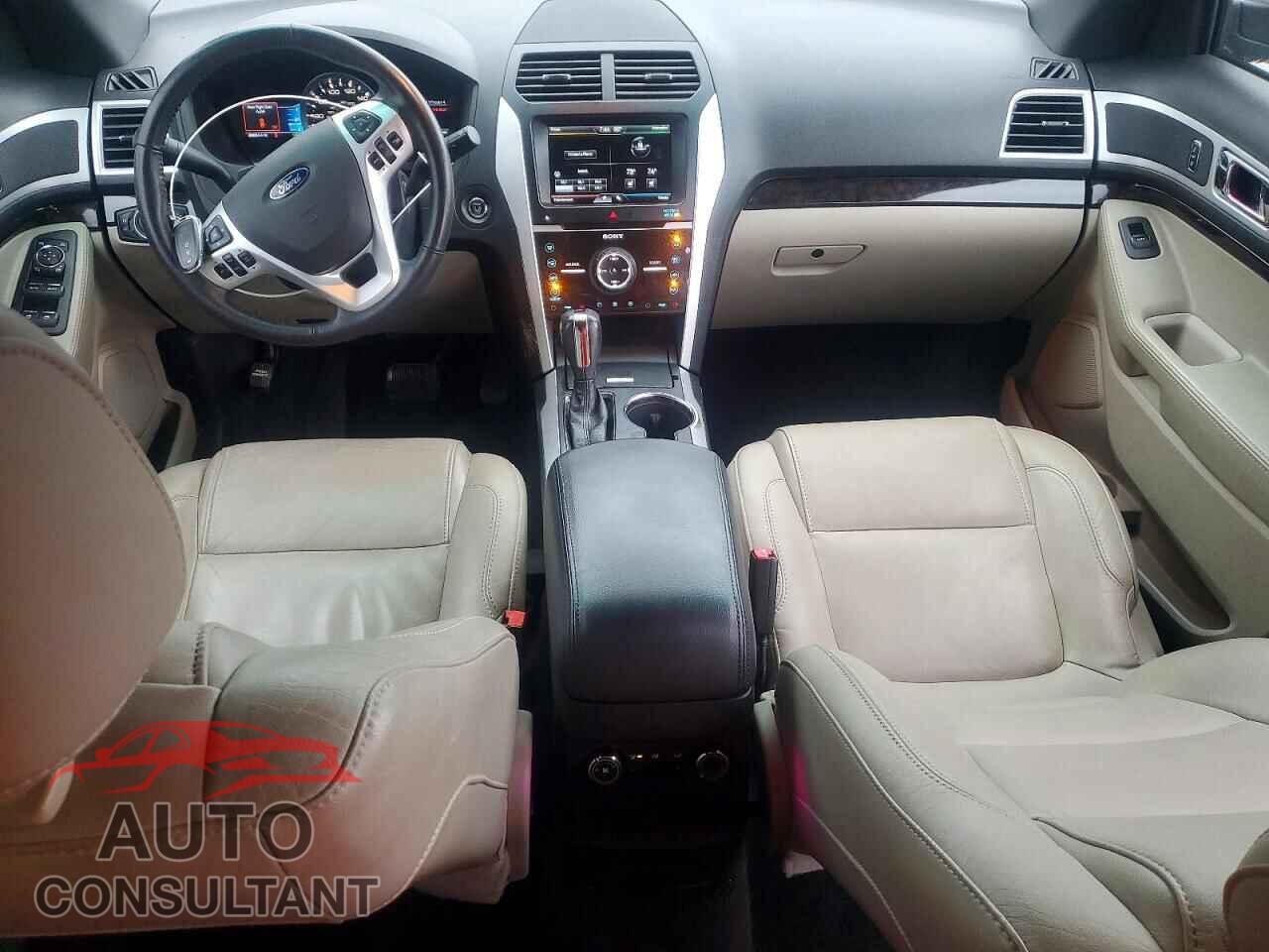 FORD EXPLORER 2015 - 1FM5K7F89FGB97624