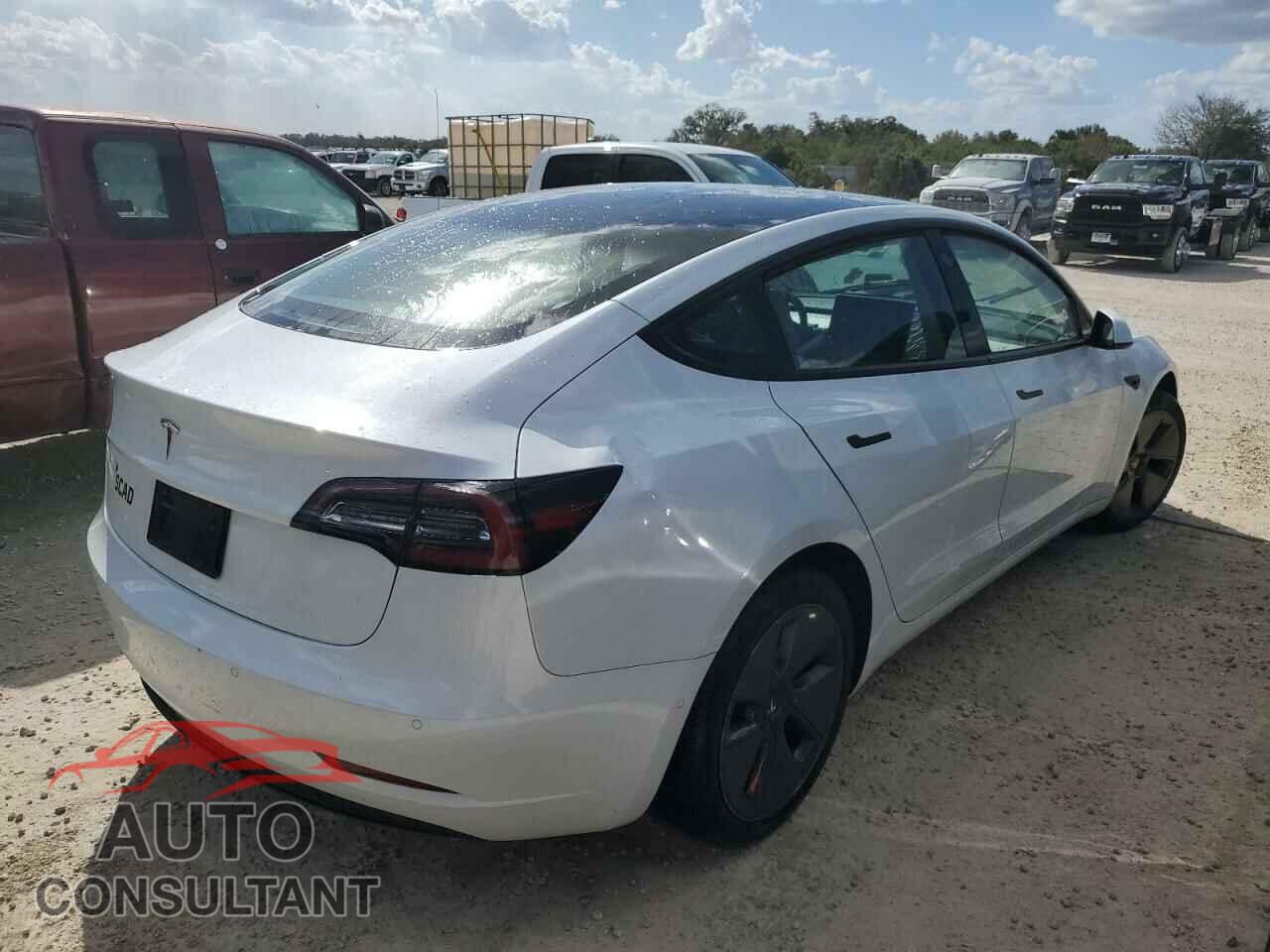 TESLA MODEL 3 2022 - 5YJ3E1EA8NF346554