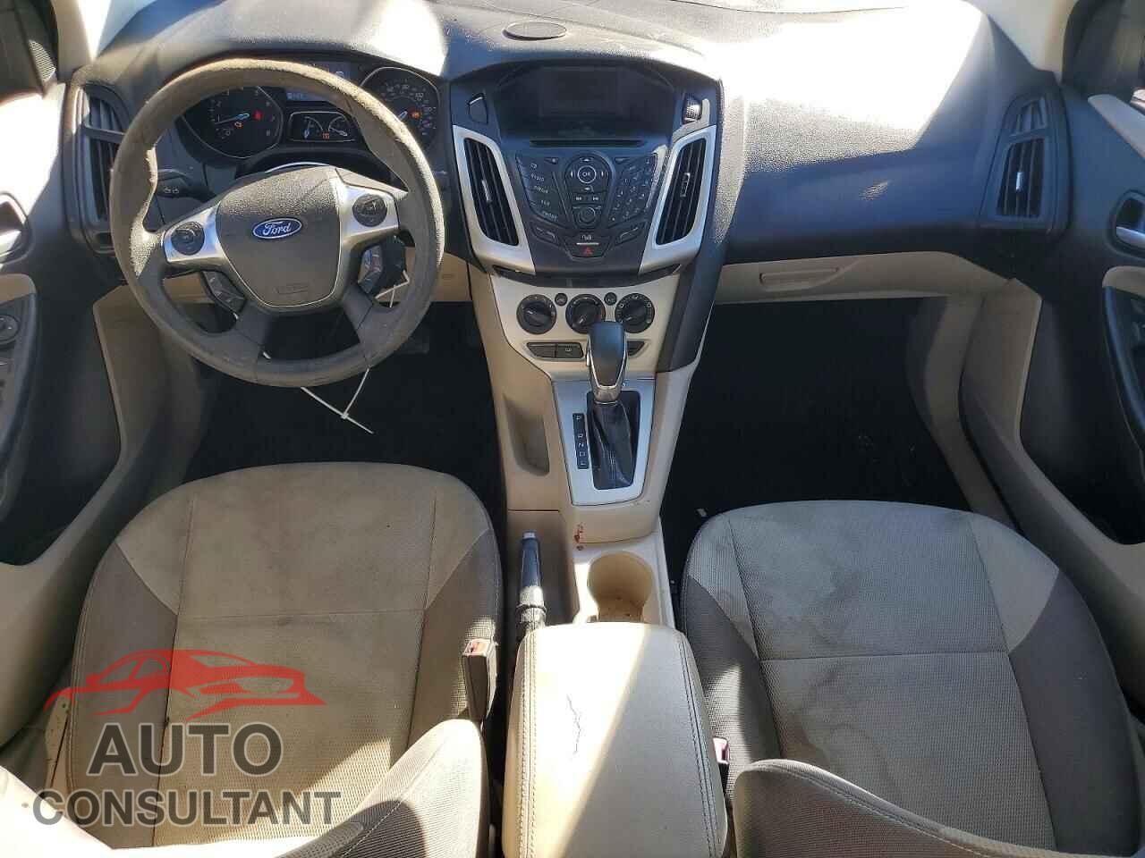 FORD FOCUS 2012 - 1FAHP3F2XCL320718