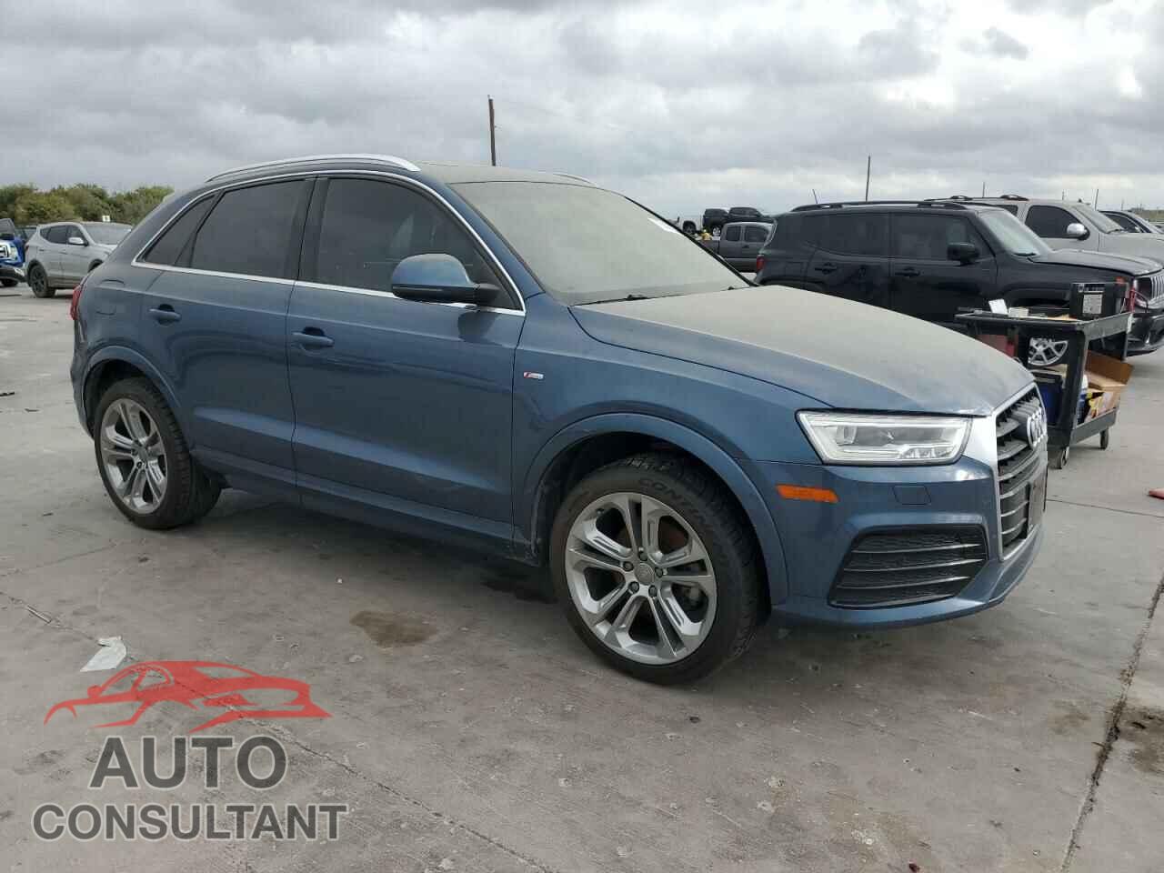 AUDI Q3 2016 - WA1FFCFS9GR012070