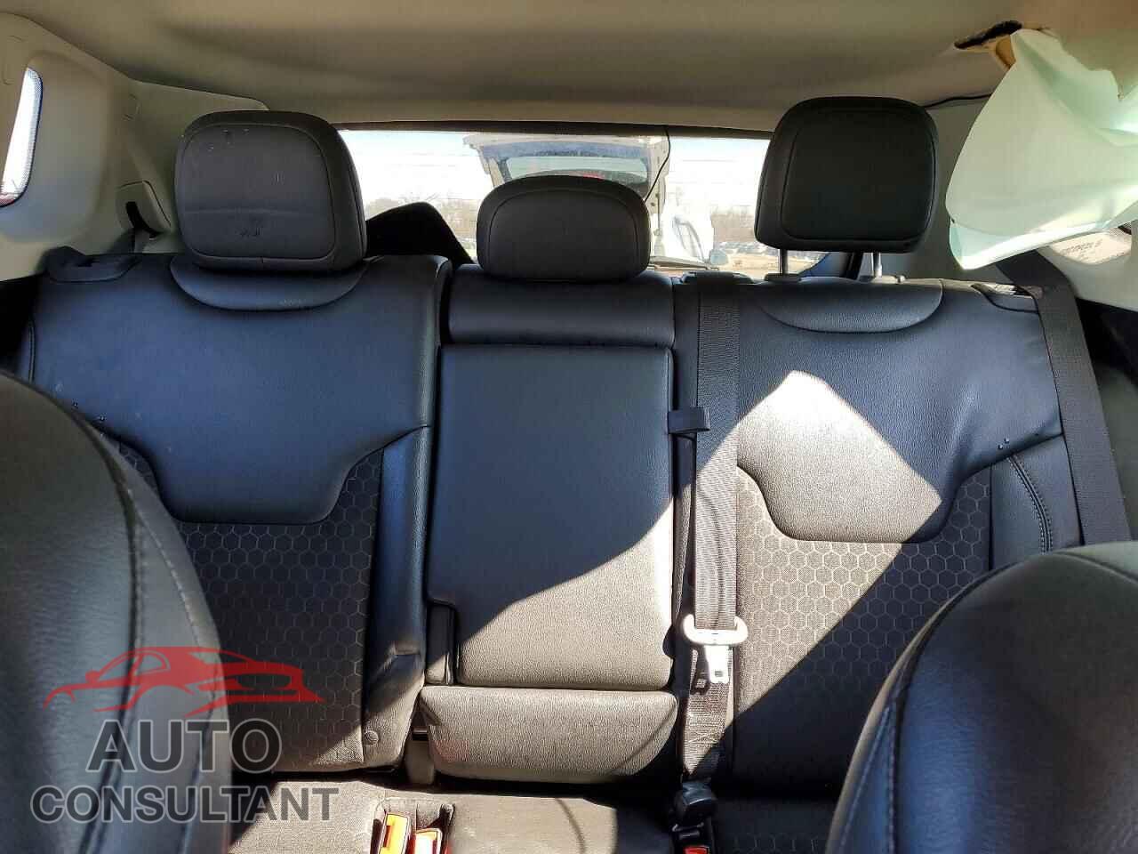 JEEP COMPASS 2020 - 3C4NJDBB4LT228759