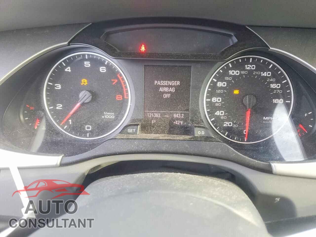 AUDI A4 2012 - WAUFFAFL5CA102437