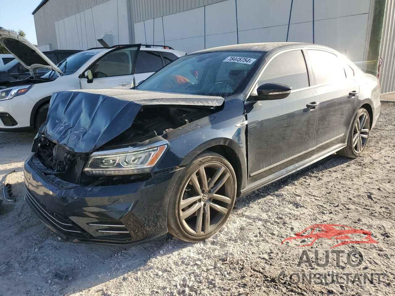 VOLKSWAGEN PASSAT 2019 - 1VWMA7A36KC003256