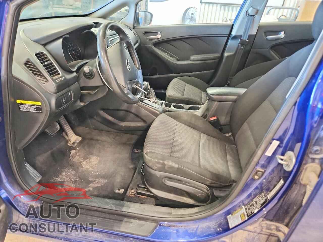 KIA FORTE 2017 - 3KPFK4A76HE160541