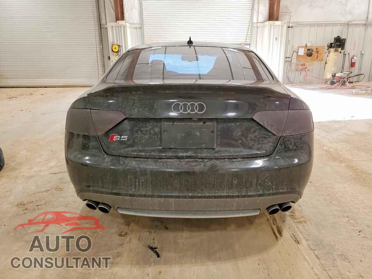 AUDI S5/RS5 2012 - WAUCVAFR8CA000687