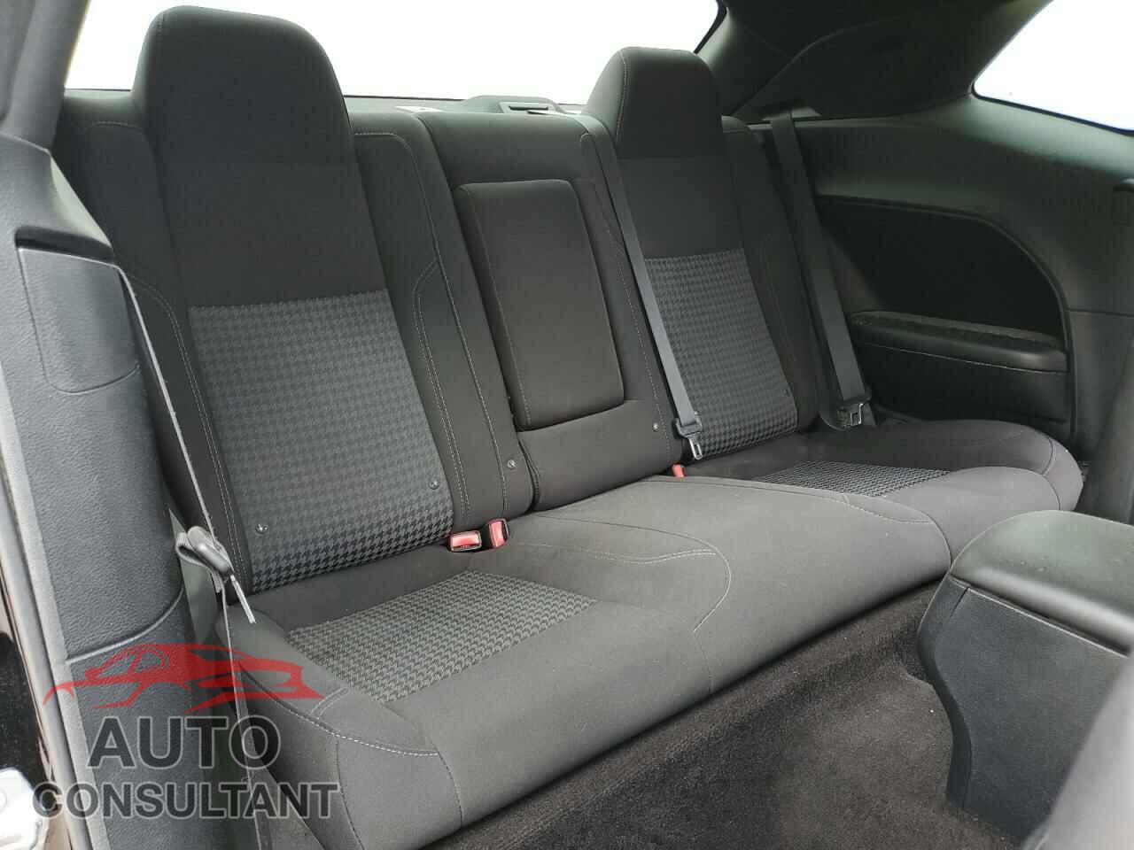 DODGE CHALLENGER 2015 - 2C3CDZAT2FH869495