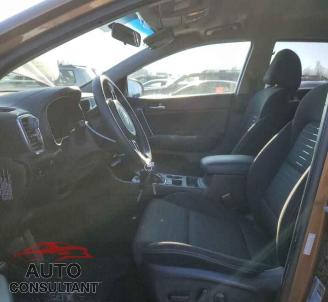 KIA SPORTAGE 2017 - KNDPMCAC3H7101193