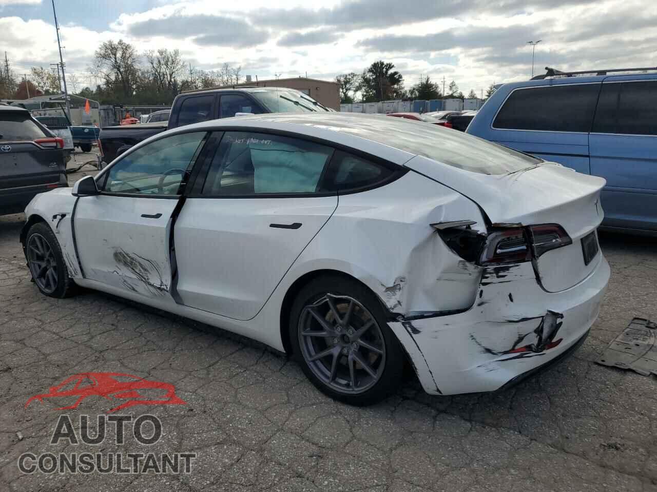 TESLA MODEL 3 2023 - 5YJ3E1EA7PF655824