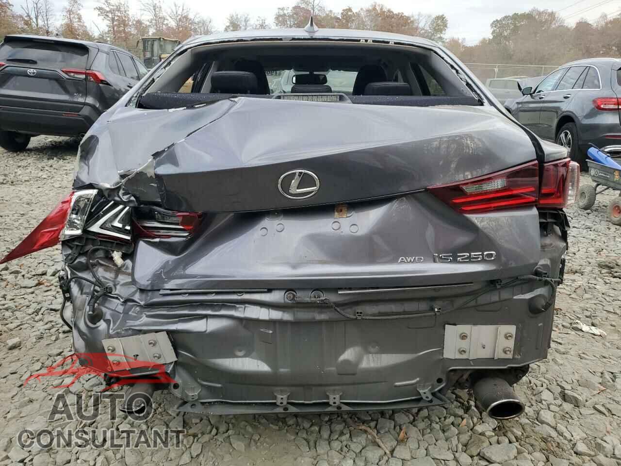 LEXUS IS 2015 - JTHCF1D26F5029011