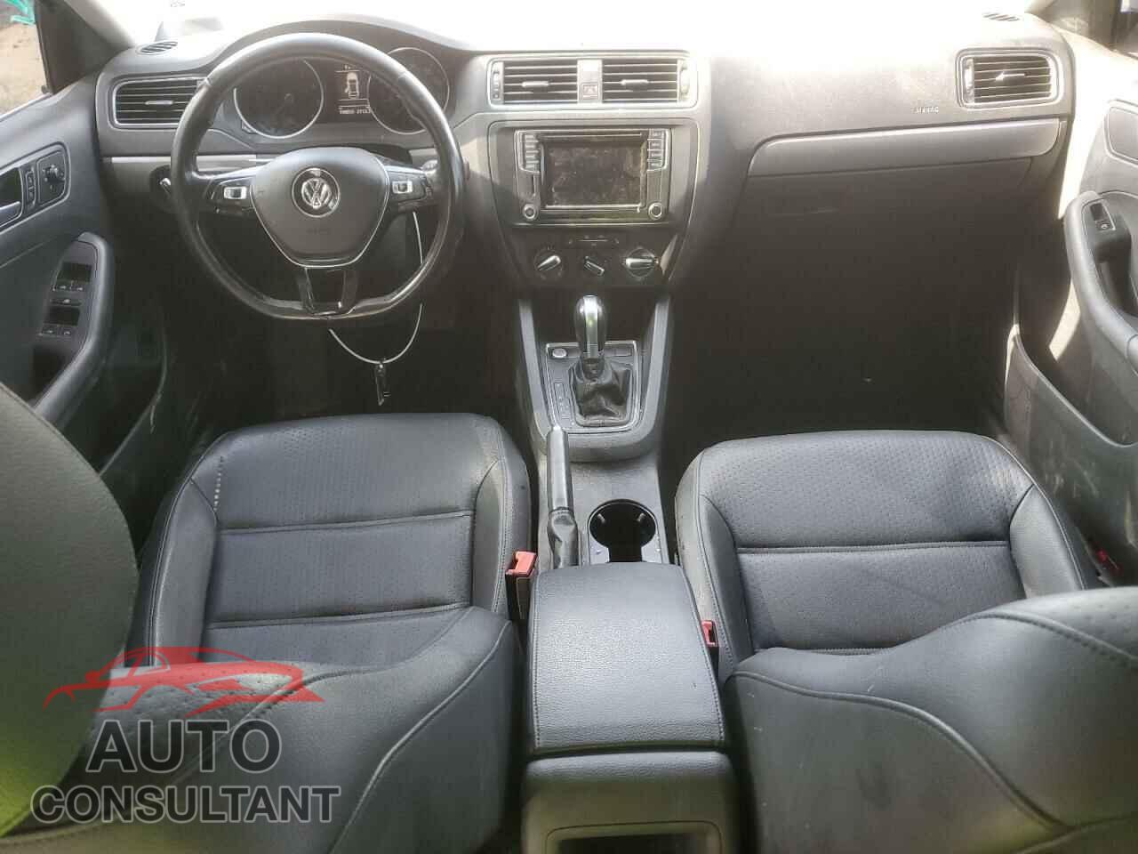 VOLKSWAGEN JETTA 2017 - 3VWDB7AJ7HM262888