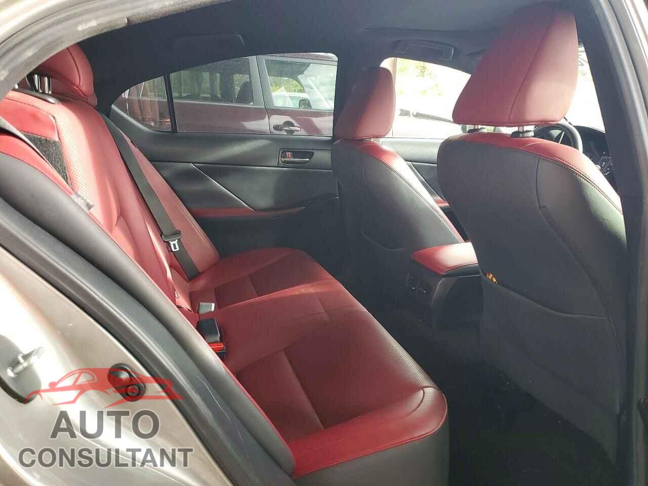 LEXUS IS 2021 - JTHCA1D22M5114228