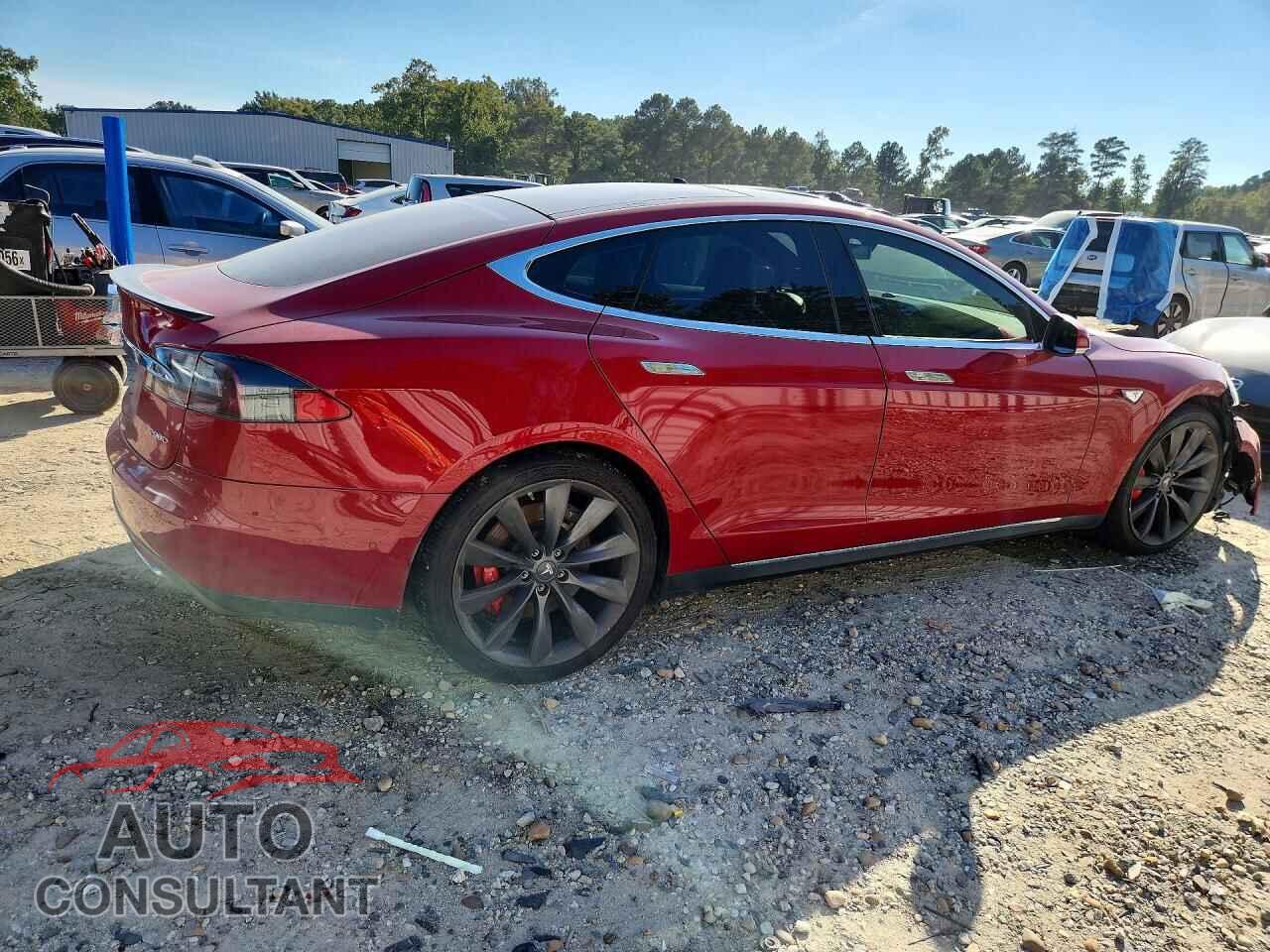 TESLA MODEL S 2015 - 5YJSA1E4XFF113987