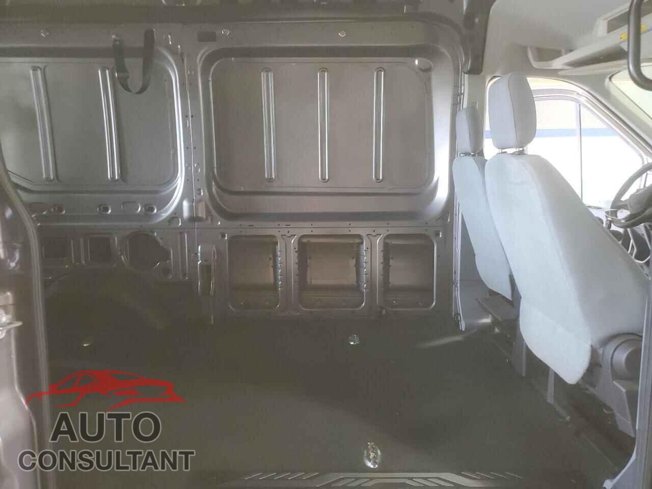 FORD TRANSIT 2015 - 1FTNE1CM2FKA51492