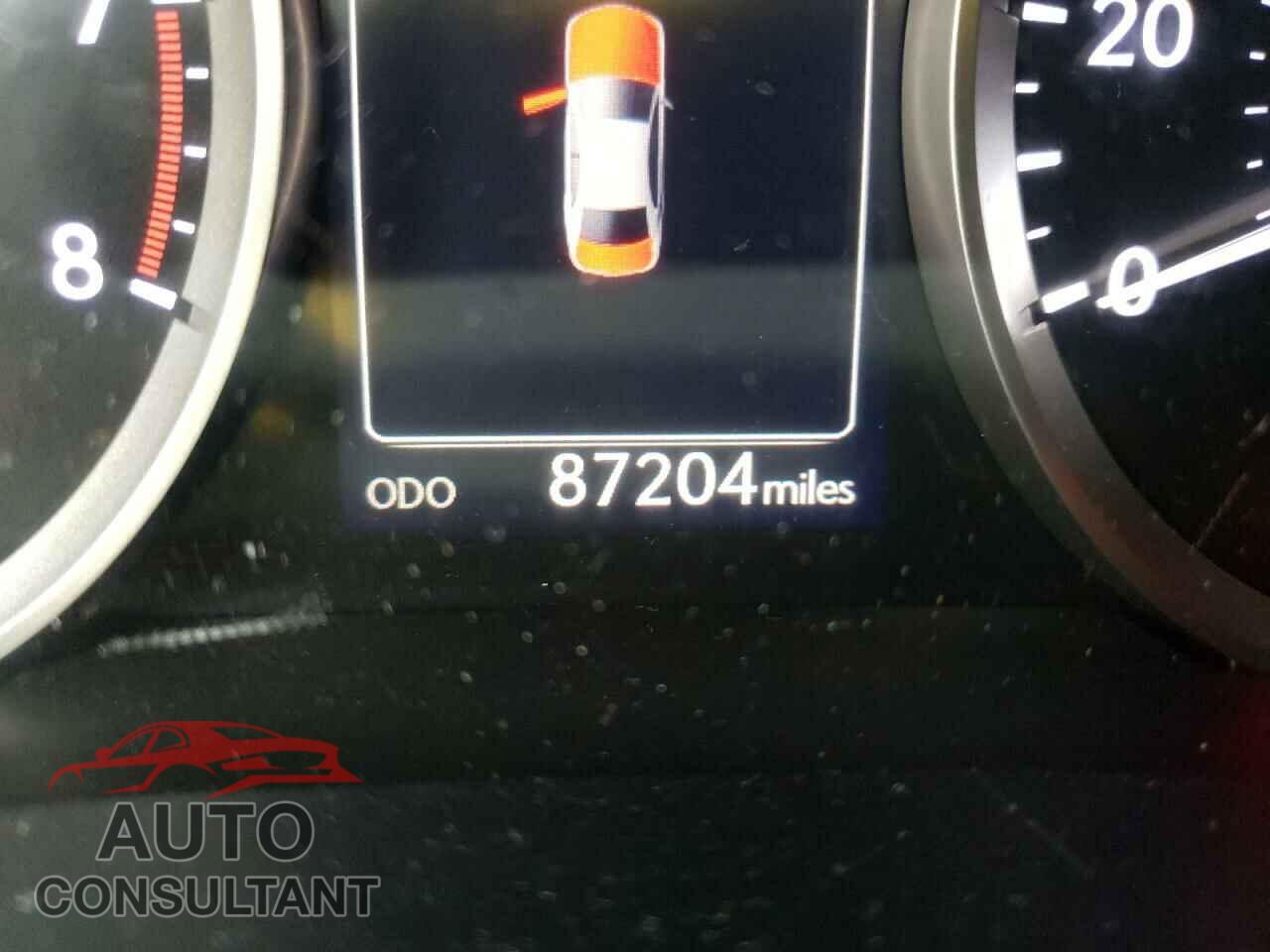LEXUS IS 2016 - JTHBA1D24G5010498