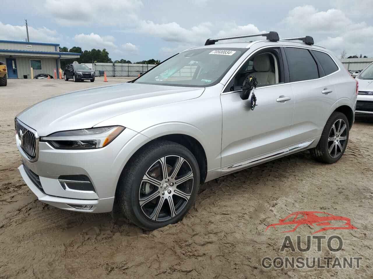 VOLVO XC60 2021 - YV4102DL8M1861802