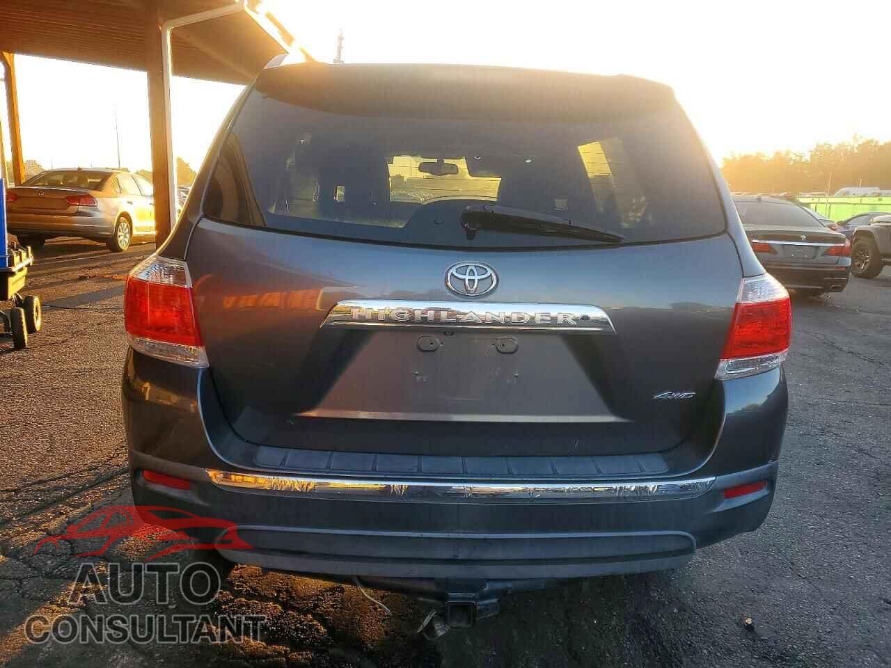 TOYOTA HIGHLANDER 2012 - 5TDDK3EH4CS138489