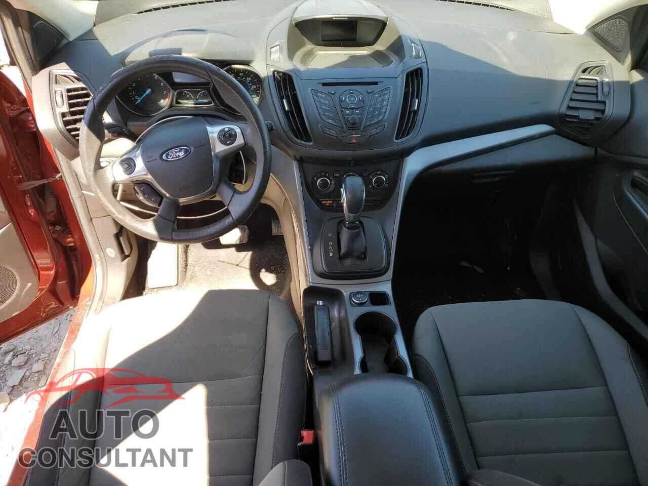FORD ESCAPE 2015 - 1FMCU0GX2FUC73524