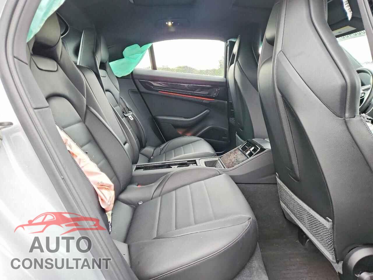 PORSCHE PANAMERA 2024 - WP0AA2YA6RL006584