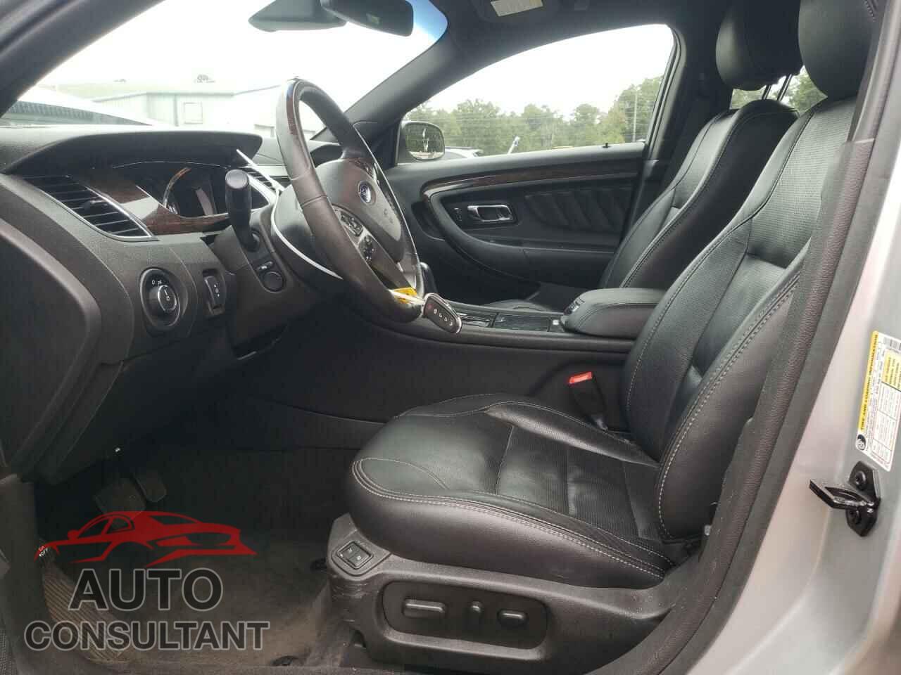FORD TAURUS 2017 - 1FAHP2F86HG126198