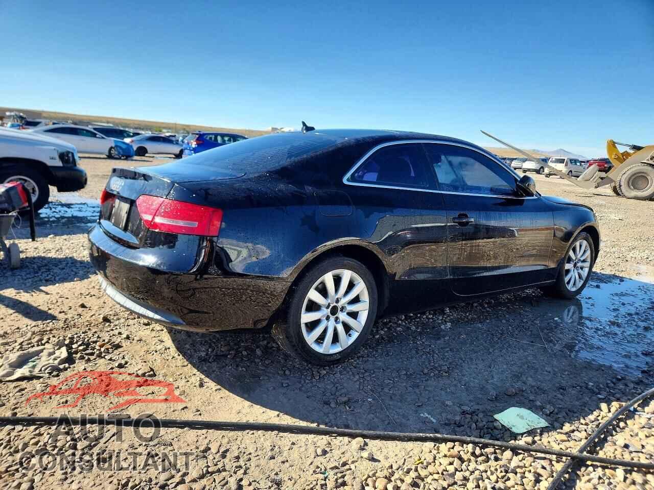 AUDI A5 2011 - WAULFAFR0BA008133