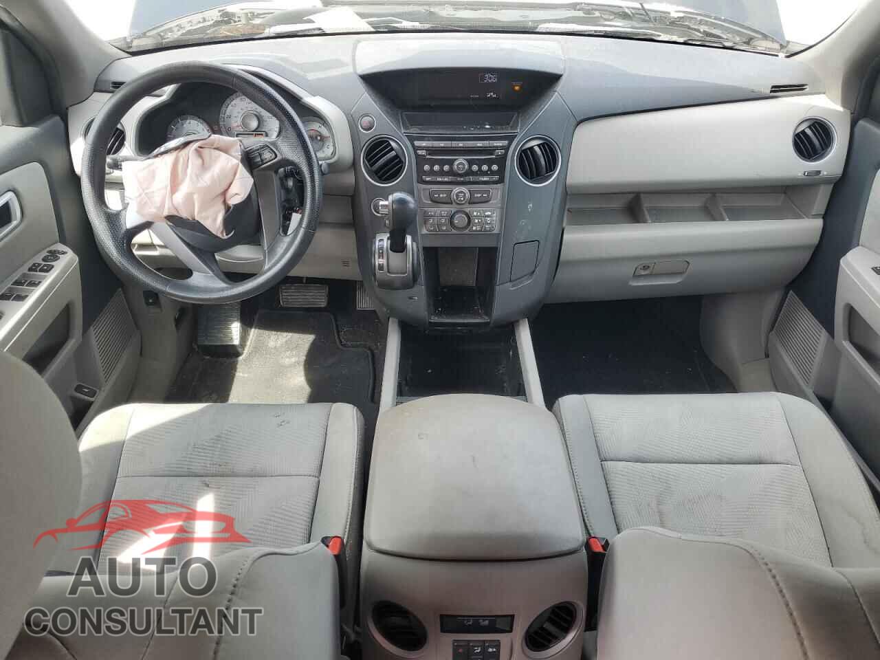 HONDA PILOT 2012 - 5FNYF4H2XCB038761