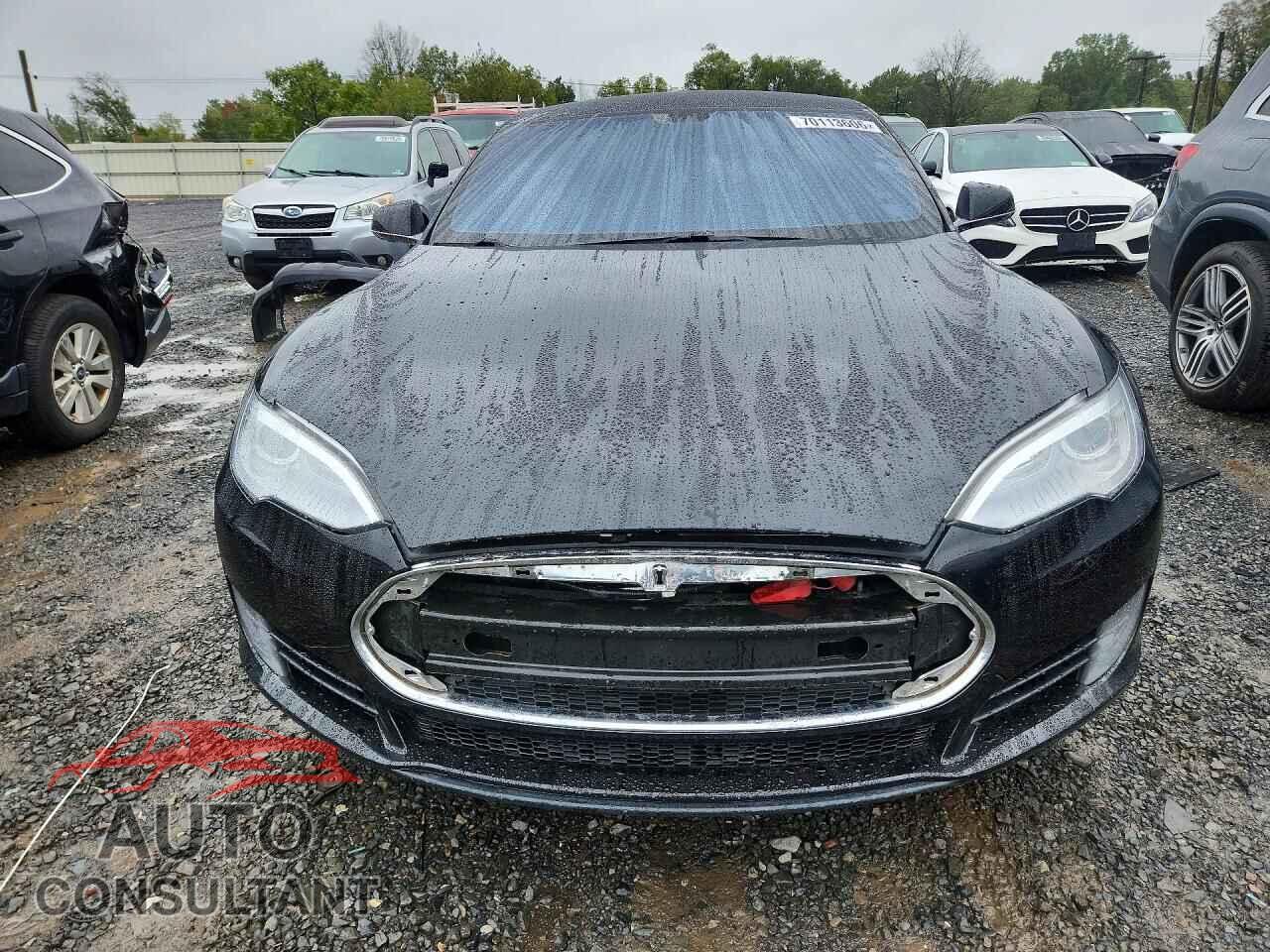 TESLA MODEL S 2013 - 5YJSA1AC5DFP10085