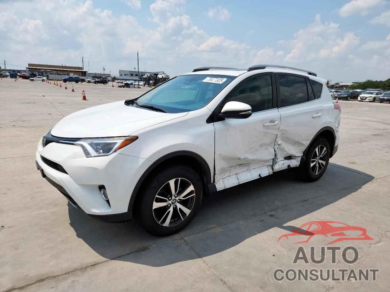 TOYOTA RAV4 2017 - JTMWFREV3HD107906