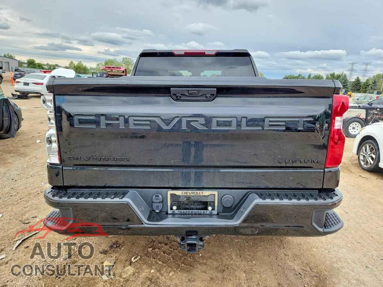 CHEVROLET SILVERADO 2023 - 3GCPDBEK1PG215823