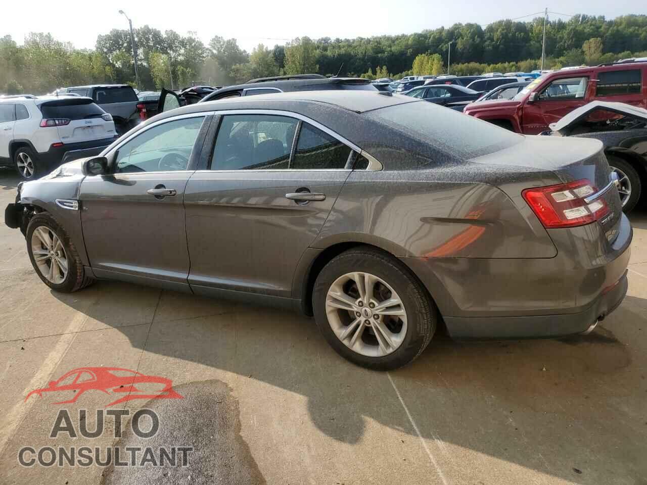 FORD TAURUS 2017 - 1FAHP2E81HG125509