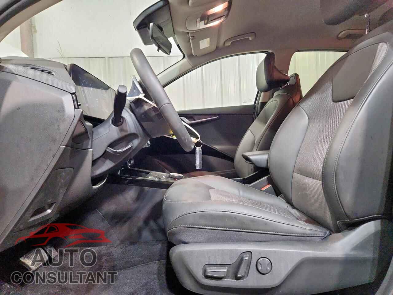 KIA NIRO WIND 2024 - KNDCR3L17R5090885
