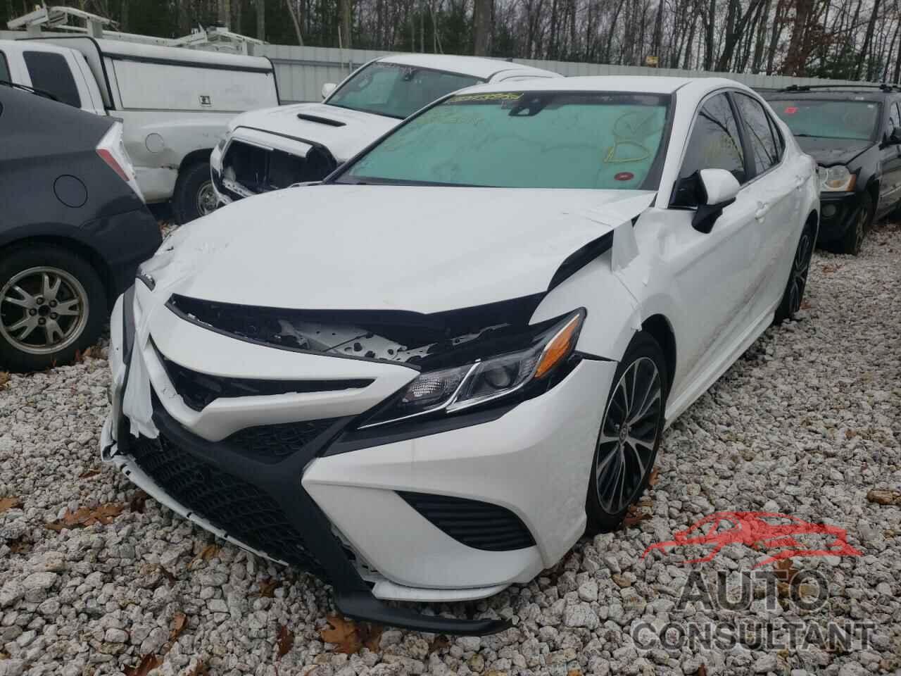 TOYOTA CAMRY 2020 - 4T1G11AK6LU367902