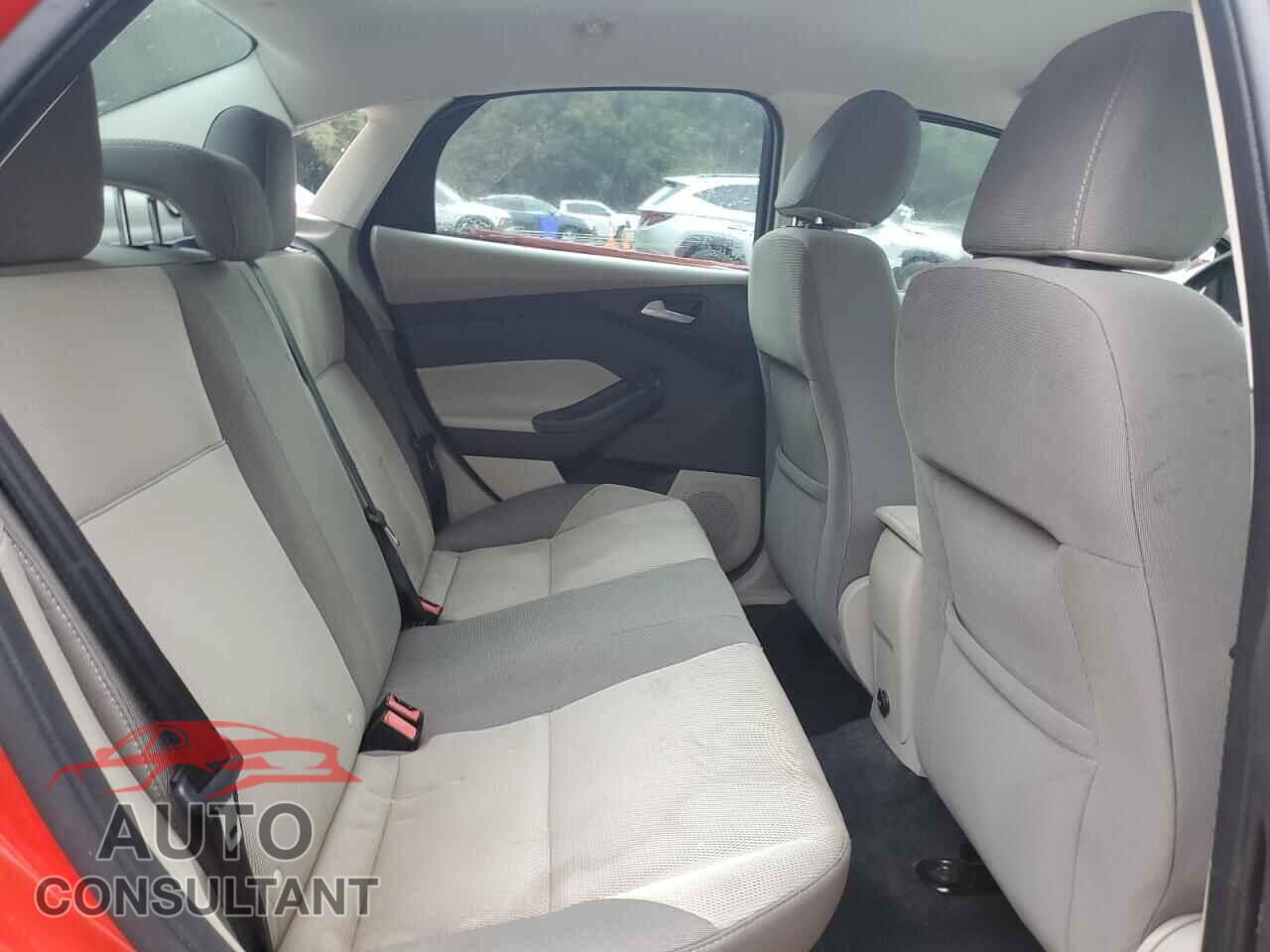 FORD FOCUS 2013 - 1FADP3F25DL193733