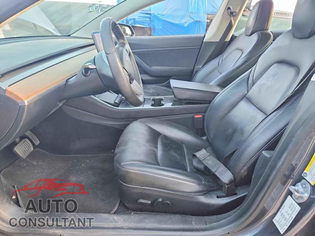 TESLA MODEL 3 2020 - 5YJ3E1EA6LF660944