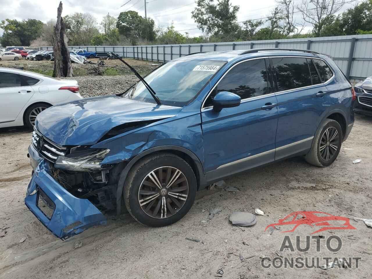 VOLKSWAGEN TIGUAN 2018 - 3VV3B7AX3JM044246