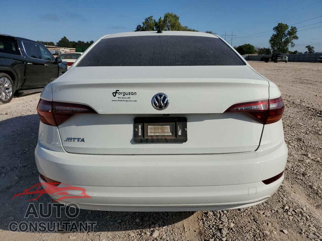 VOLKSWAGEN JETTA 2019 - 3VWCB7BU0KM132995