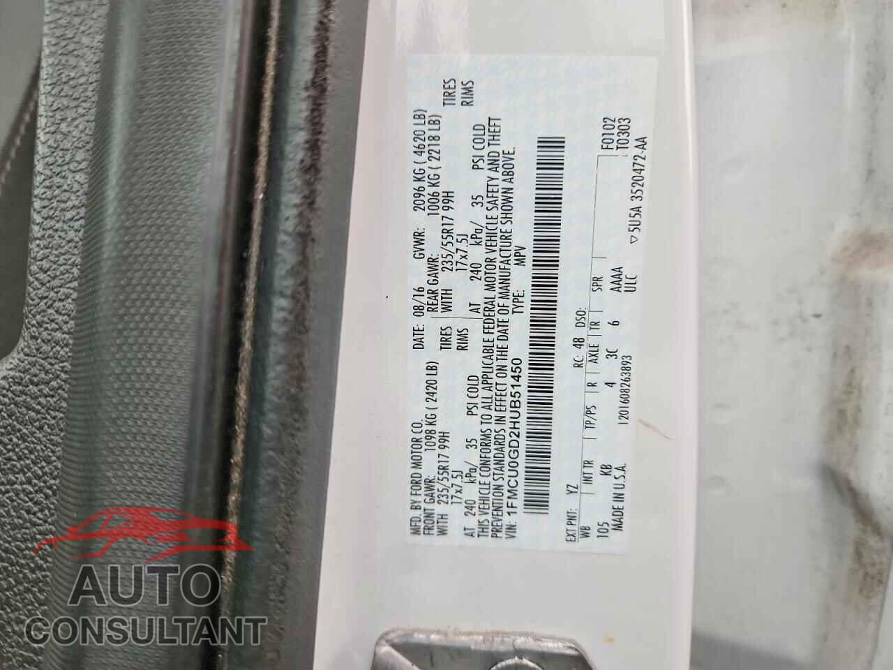 FORD ESCAPE 2017 - 1FMCU0GD2HUB51450