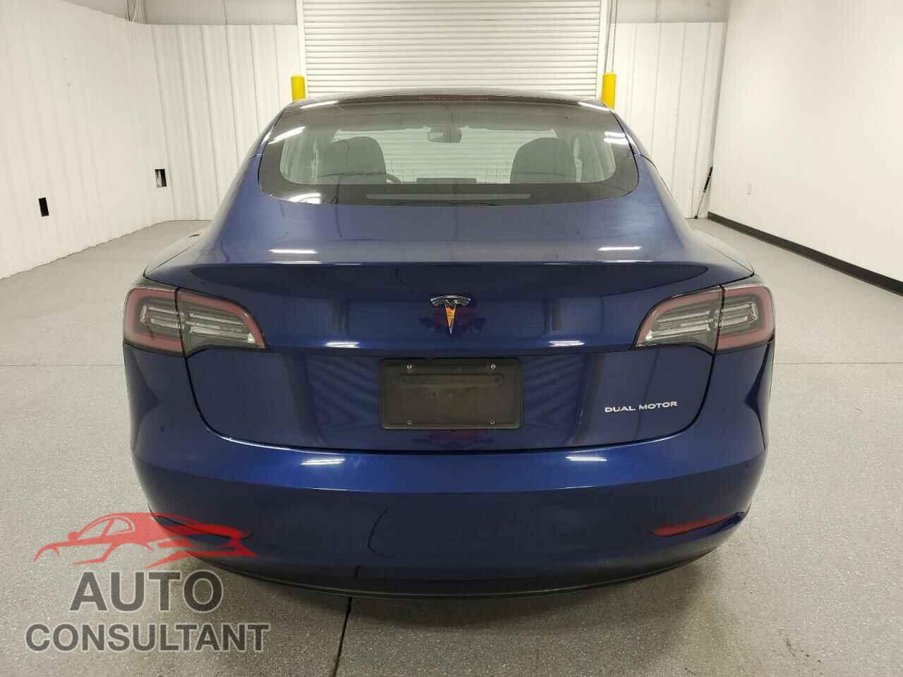 TESLA MODEL 3 2022 - 5YJ3E1EB8NF290592