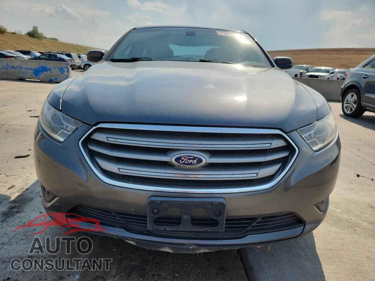 FORD TAURUS 2015 - 1FAHP2E84FG207456
