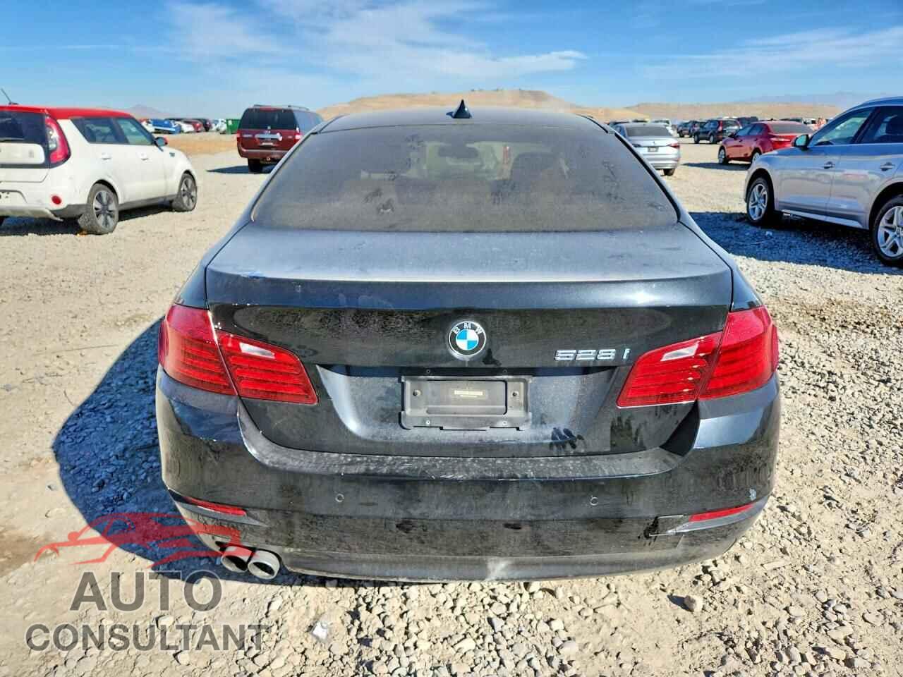 BMW 5 SERIES 2015 - WBA5A5C5XFD524908