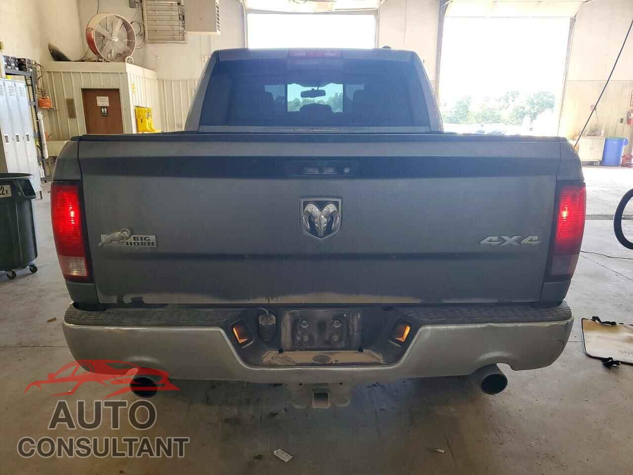 DODGE RAM 1500 2012 - 1C6RD7LTXCS250016
