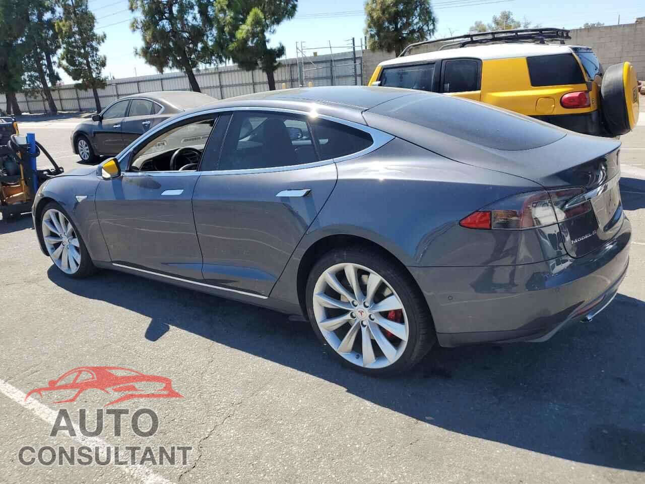 TESLA MODEL S 2015 - 5YJSA1H48FF080760