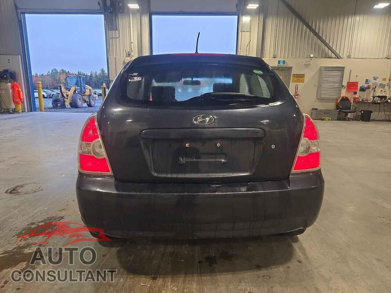 HYUNDAI ACCENT 2011 - KMHCN3BC2BU205284