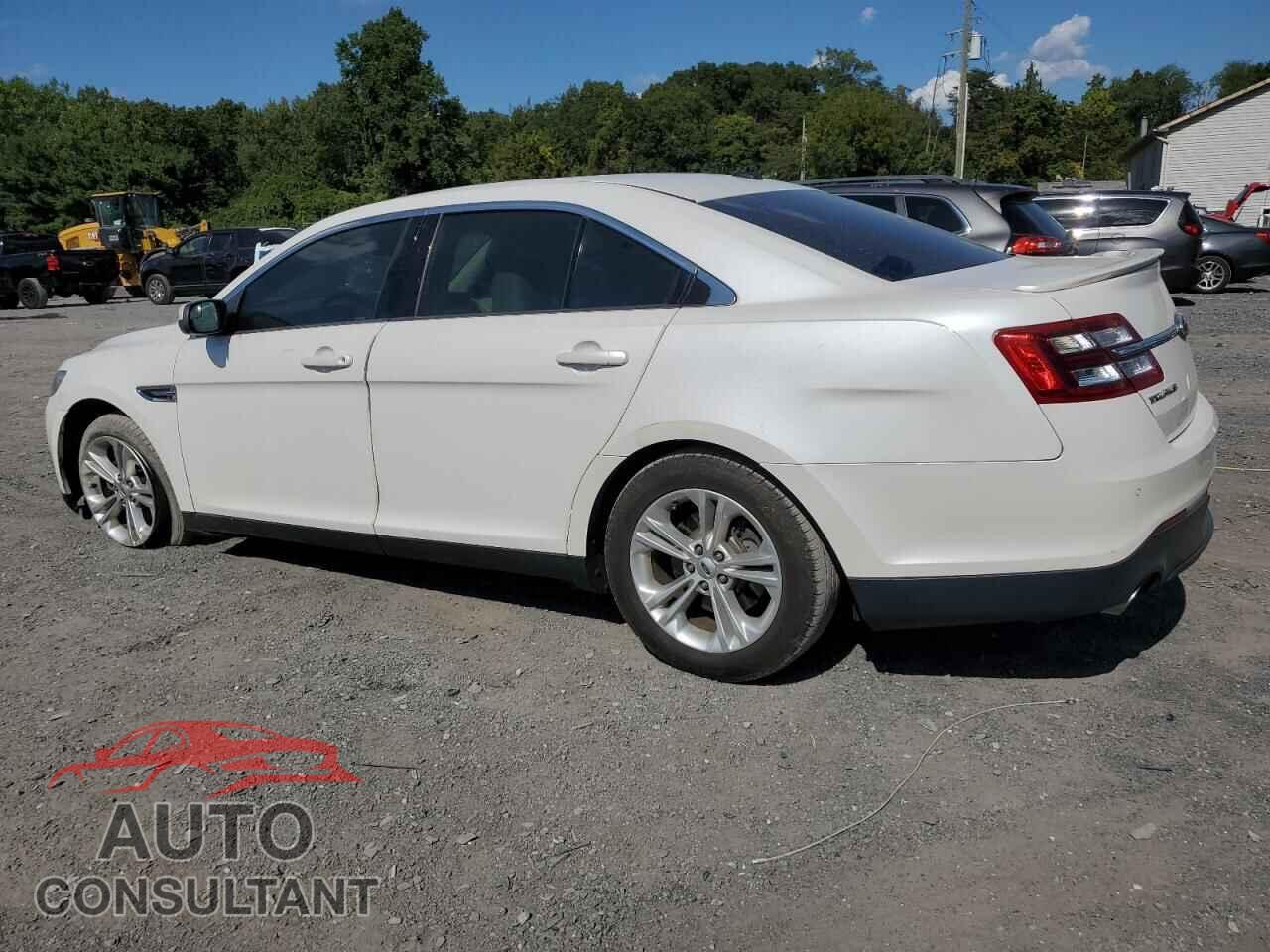FORD TAURUS 2013 - 1FAHP2E8XDG147535