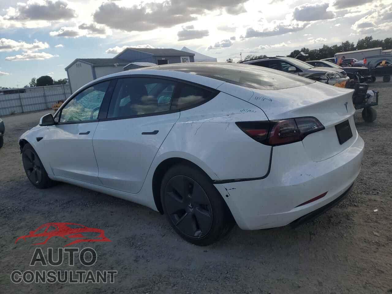 TESLA MODEL 3 2022 - 5YJ3E1EA5NF358757