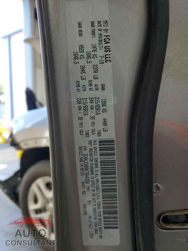 JEEP COMPASS 2019 - 3C4NJCAB0KT844338