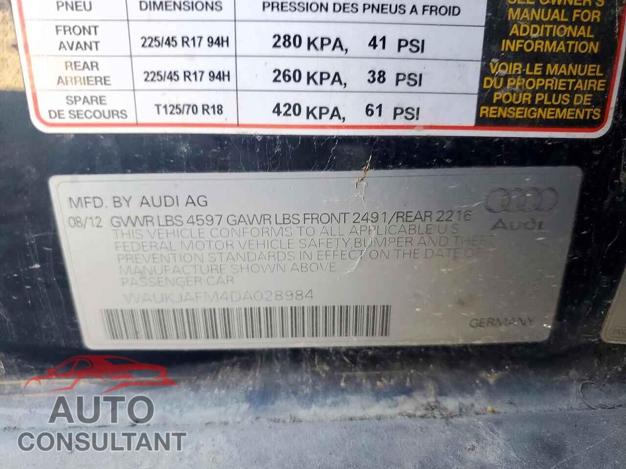 AUDI A3 2013 - WAUKJAFM4DA028984