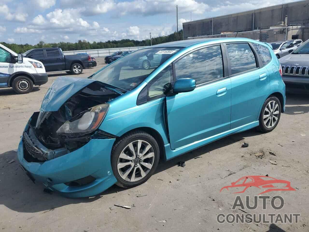 HONDA FIT 2013 - JHMGE8H64DC029320