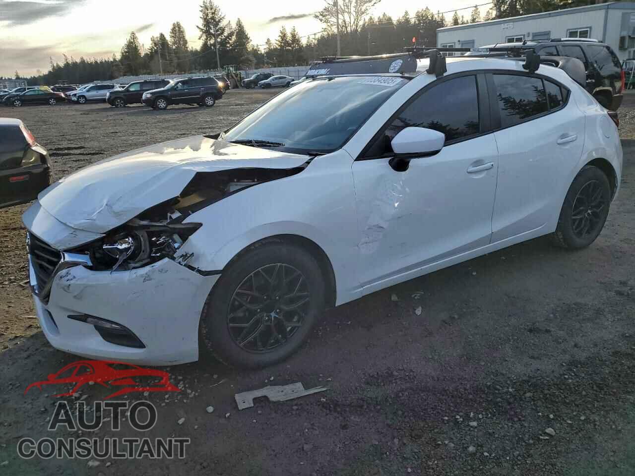 MAZDA 3 2017 - 3MZBN1K77HM153555